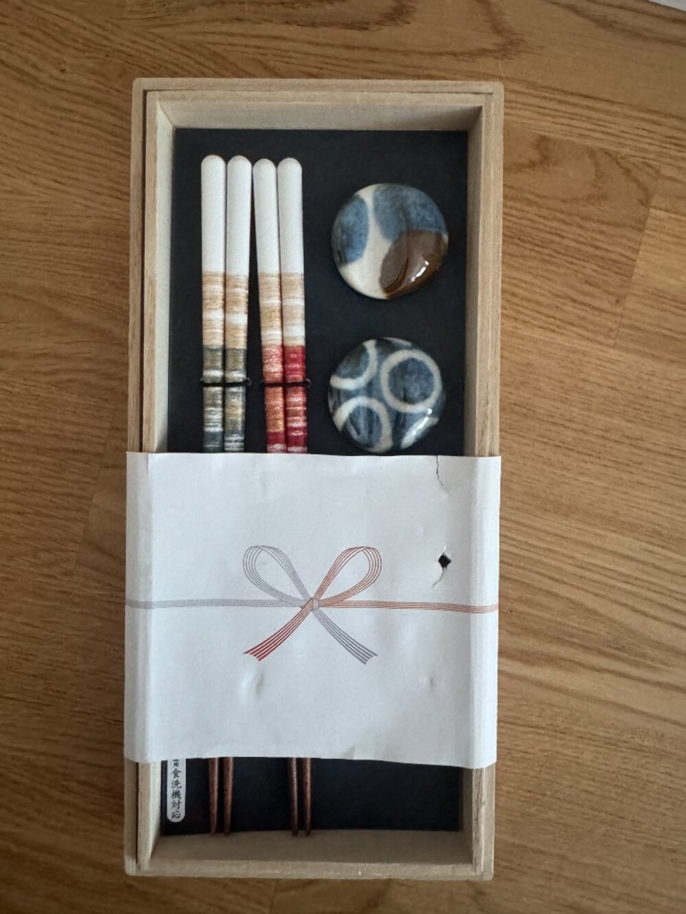 Wakasa Sakura Chopsticks Gift Set - From Japan - Picture 6 of 6